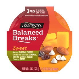 Sargento® Sweet Balanced Breaks® Natural Cheddar Cheese, Sea-Salted Roasted Almonds, Raisins and Greek Yogurt Flavored Drops Snack Kit, 3-Pack