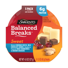 Sargento® Sweet Balanced Breaks® Cheddar Natural Cheese, Milk Chocolate Chunks, Raspberry Flavored Dried Cranberries and Graham Crackers Snack Kit, 3-Pack