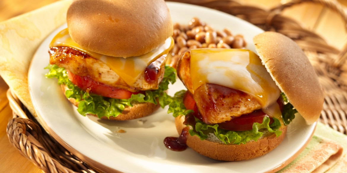 1929 Barbecued Chicken Sliders