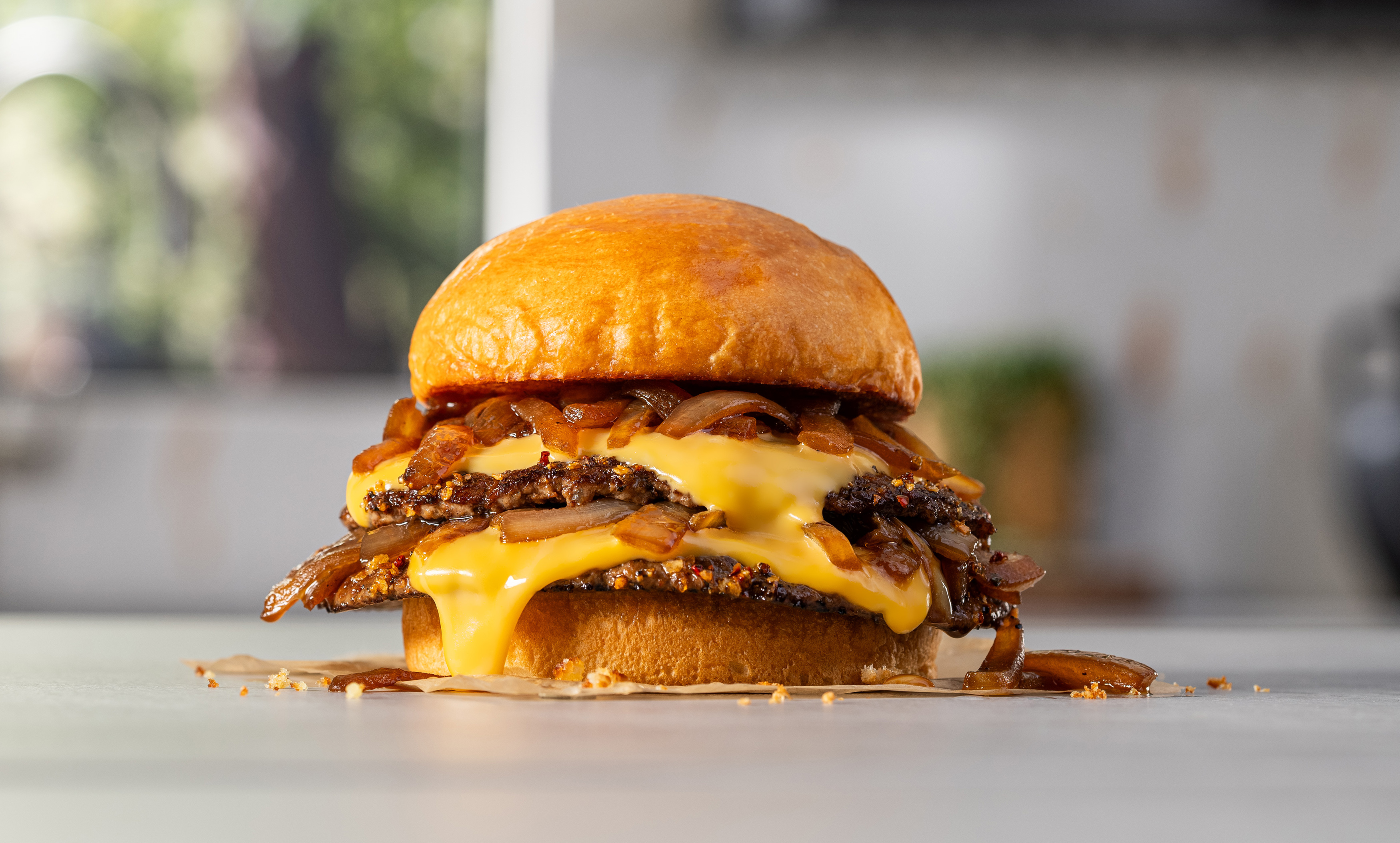 Caramelized Onion Smashburger | Sargento® Foods Incorporated