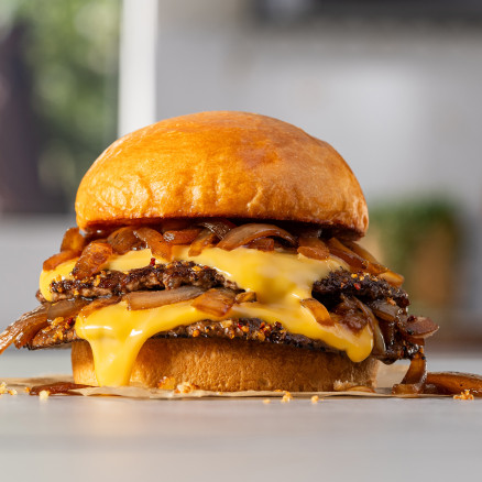 35733 SL NtrlAmrcn RCP Smashburger 12 Burger Images 3500x2108