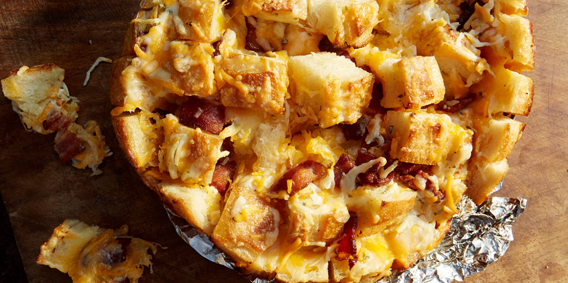 Cheddar Bacon Pull Apart Bread