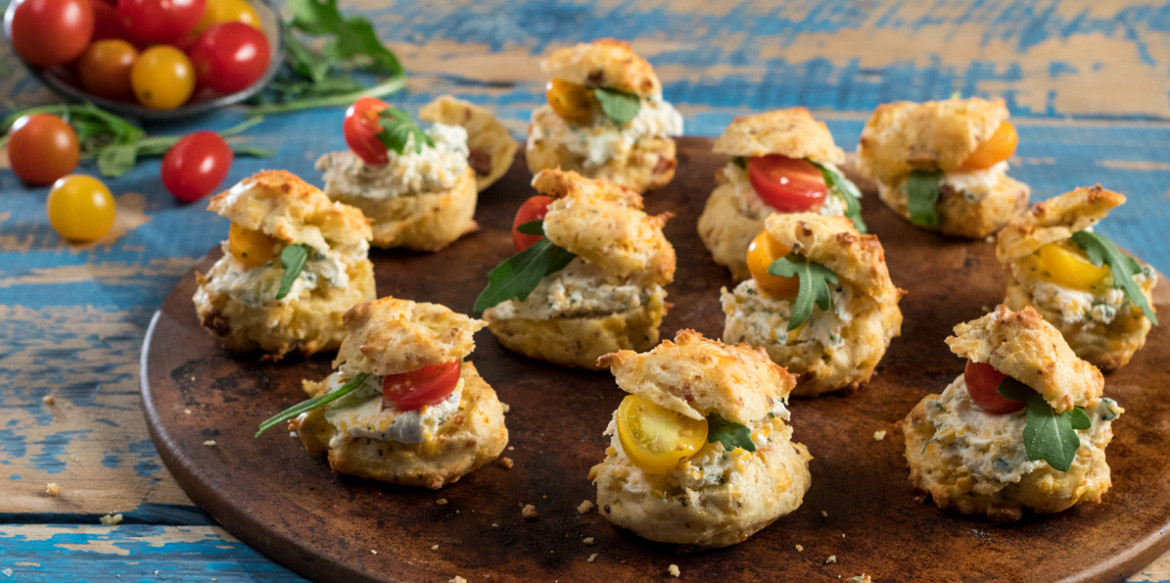 Cheddar Bacon Puffs web