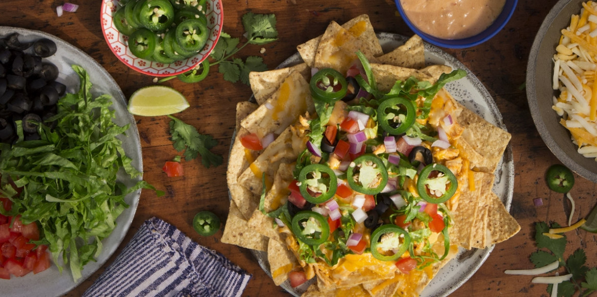 Cheesy Firecracker Chicken Nachos