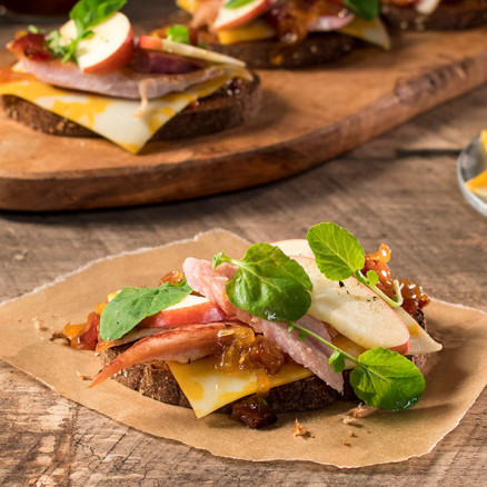 Double Cheddar Apple and Ham Sandwich