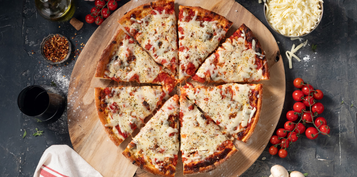 Easy Deep Dish Pizza