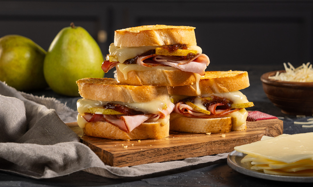 HamPearFigGrilledCheese