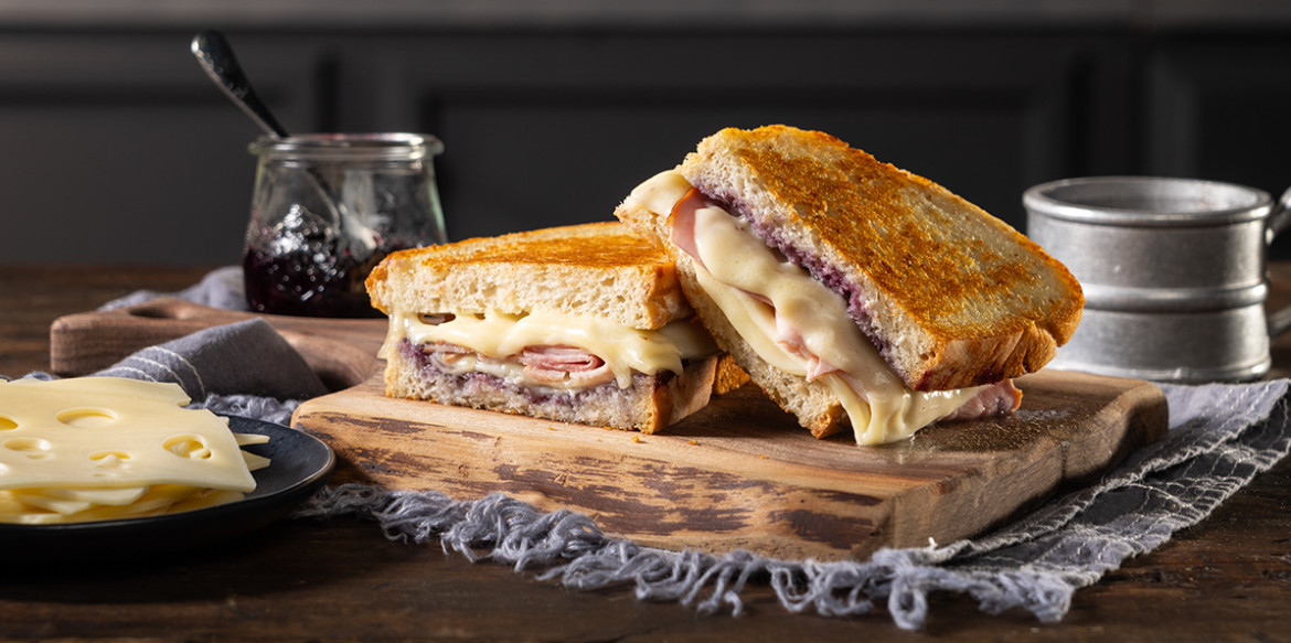 HamSwissBlueberryGrilledCheese