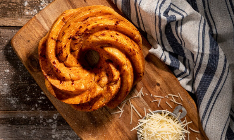 ParmCheeseBreadRing 023