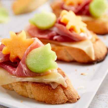 Prosciutto Melon Crostini website
