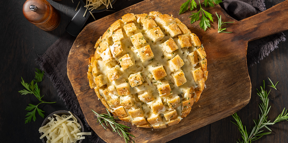 Cheese Garlic Pull Apart Bread | Sargento® Foods Incorporated