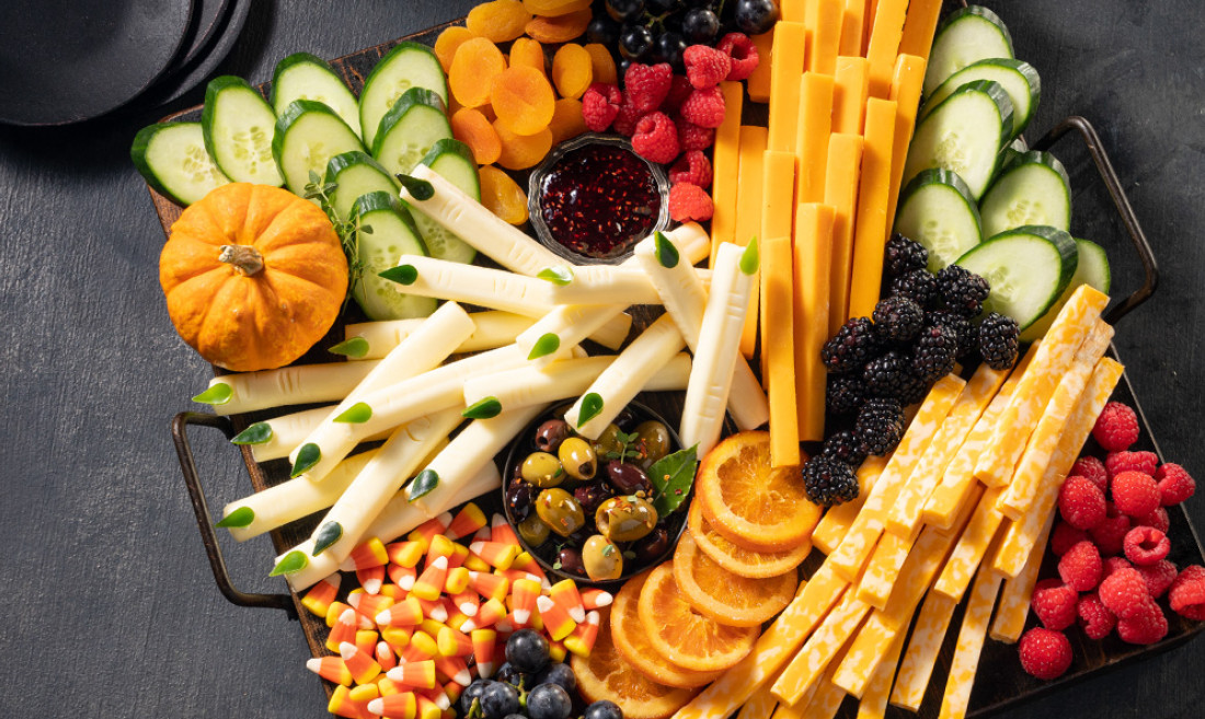 halloweencheeseboard