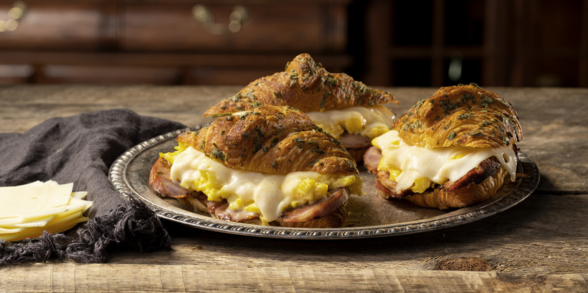 hamm egg cheese croissant