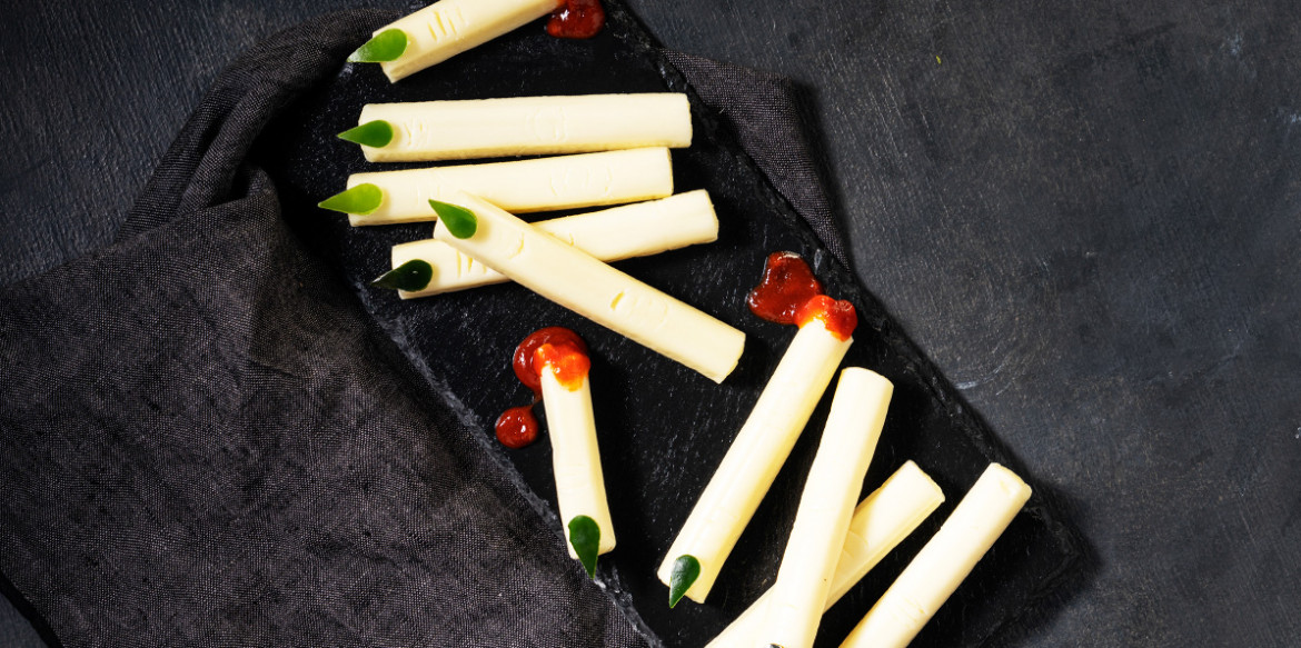 witch fingers