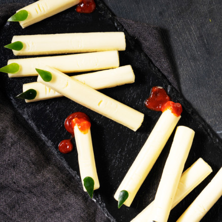 witch fingers